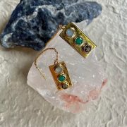 Chic Geo-Shaped Traffic Light Earrings