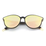 Stylish Lightweight Sunglasses - Image 3