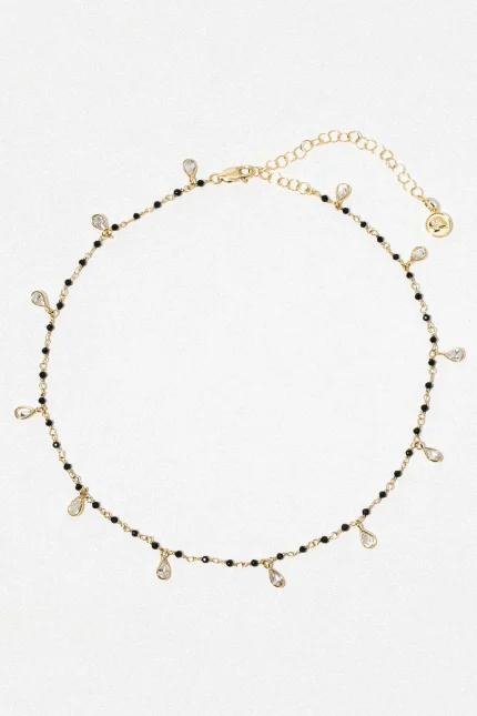 Elegant Droplet Charm Necklace