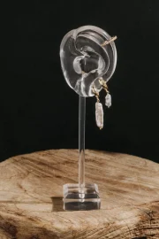 Elegance In Motion: Baroque Pearl Earrings - Image 4