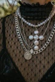 Skull Charm Chain Necklace - Image 5