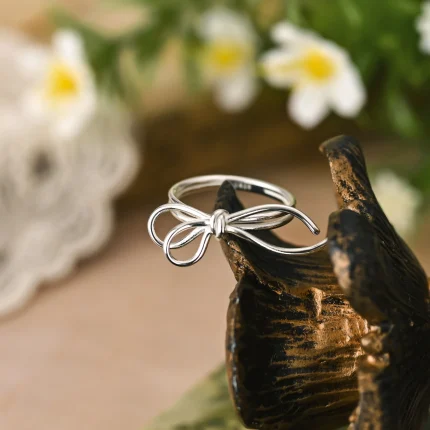 Elegant Bow Knot Ring