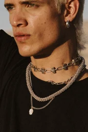 Skull Charm Chain Necklace - Image 3